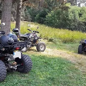  Hébergement de vacances Aux étoiles De Moranges France