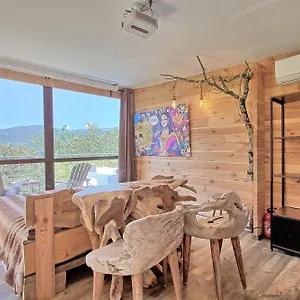 Chalet Sublime Perchee Climatise Avec Et Cinema Vue Panoramique Des Faraches, Solliès-Toucas